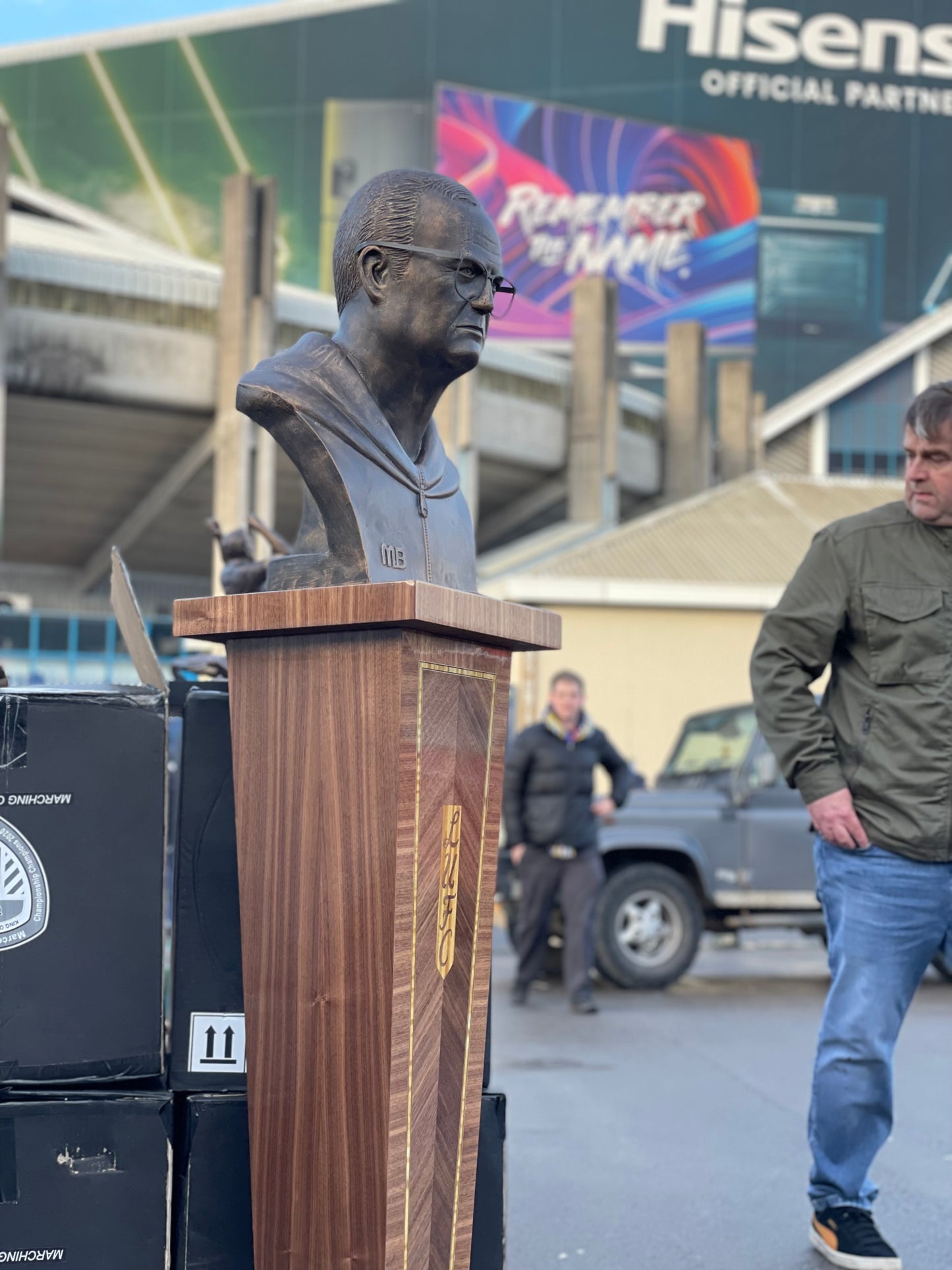 Marcelo Bielsa Bronze Bust