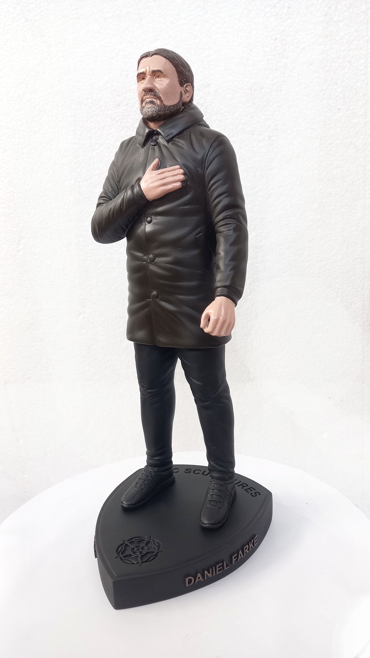 Daniel Farke LUFC Sculpture