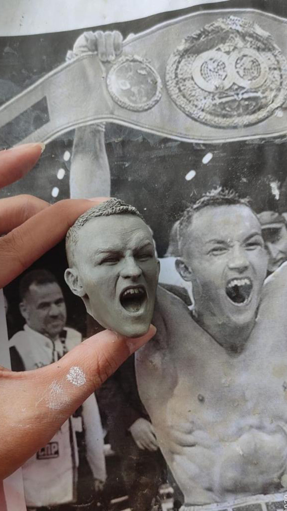 Josh Warrington LUFC Sculpture