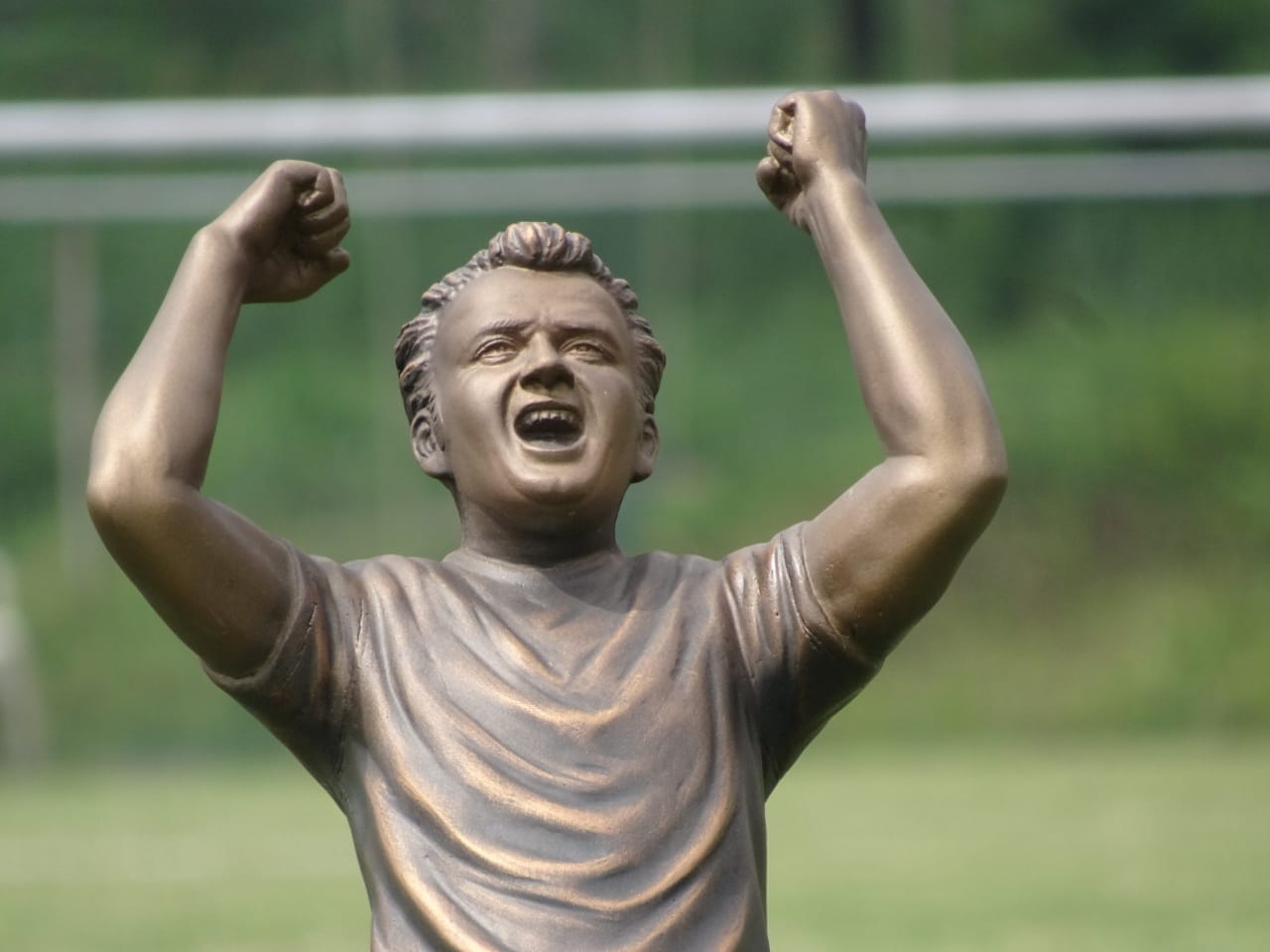 Billy Bremner Statue