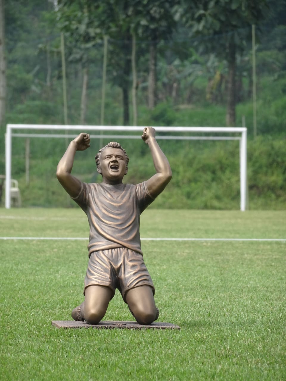 Billy Bremner Statue