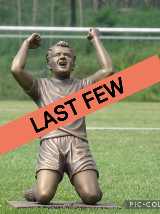 Billy Bremner Statue